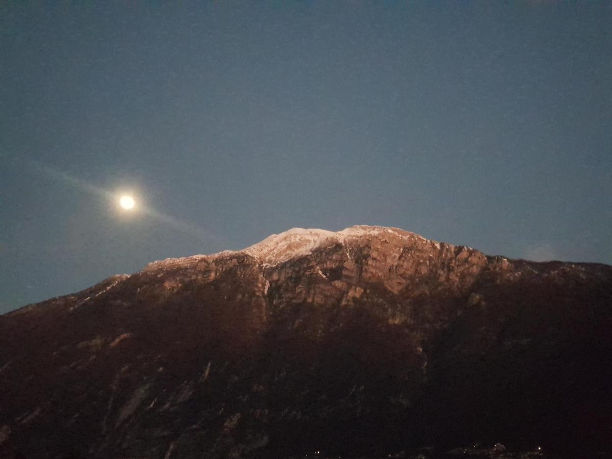 Guesthouse "Villa Tamas" Limone sul Garda Exterior foto